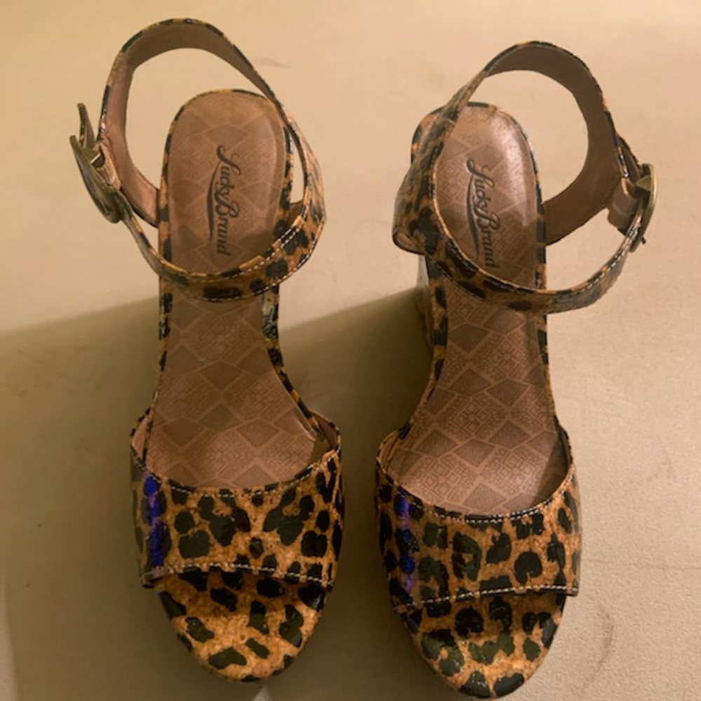 Shoes - Picture 3 of 5